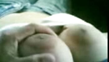 modelo de ébano caliente tiene un buen coño