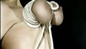 La gorda morena Becki Butterfly es follada tontamente por un bastardo calvo