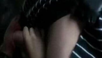 La gorda Eliza Allure rellena su regordete coño y culo con dos pollas duras