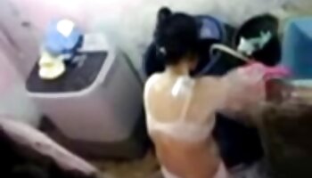 Transexual caliente Sa Fontenelle toma una polla gorda a pelo