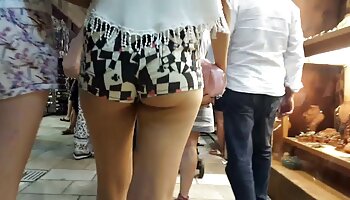 Caliente bi golpeando